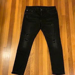Men’s black Ripped American Eagle Jeans 36x32